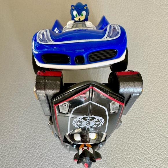 Sonic the Hedgehog & Shadow Action Figure Racing Pull Back Racer Cars | Set of 2 - Picture 3 of 6